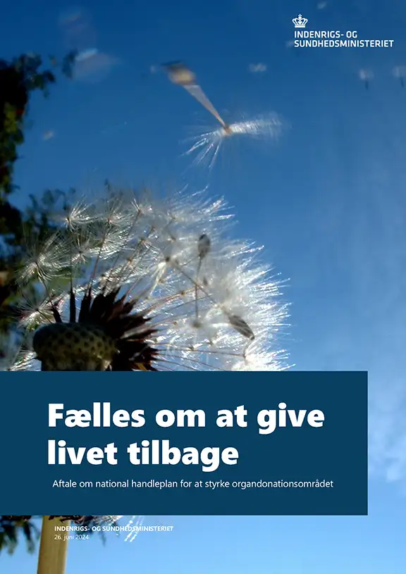 Forside på folder: Fælles om at give livet tilbage